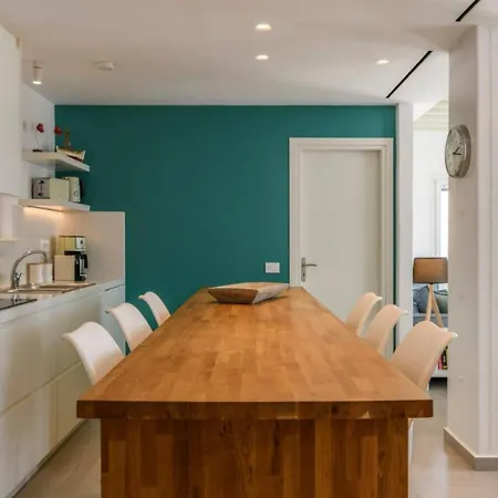 Modern Town Mykonos Apartment